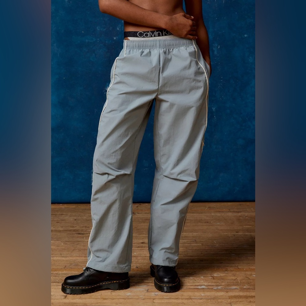 URBAN OUTFITTERS BDG Jess Nylon Straight Leg Track Pant